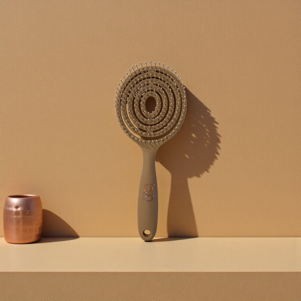 "GHUD" Signature Detangling Brush